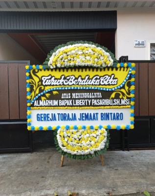 Papan Bunga Duka di Cikundul