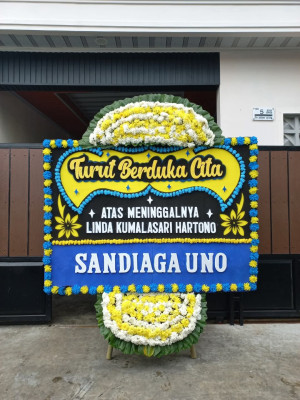 Papan Bunga Duka di Cikundul