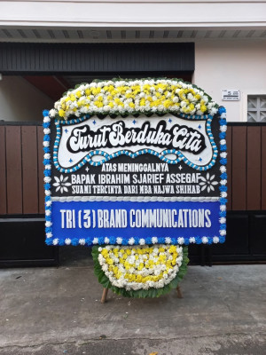 Papan Bunga Duka di Cikundul